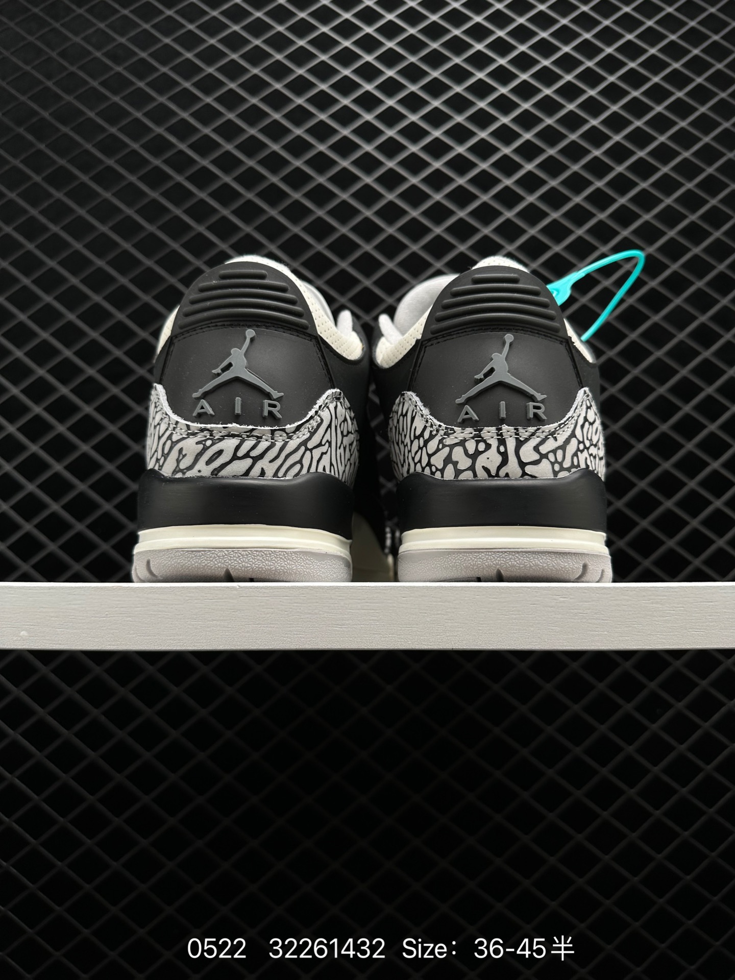 Air Jordan 3 Retro